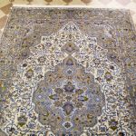 651 4044 ORIENTAL RUG